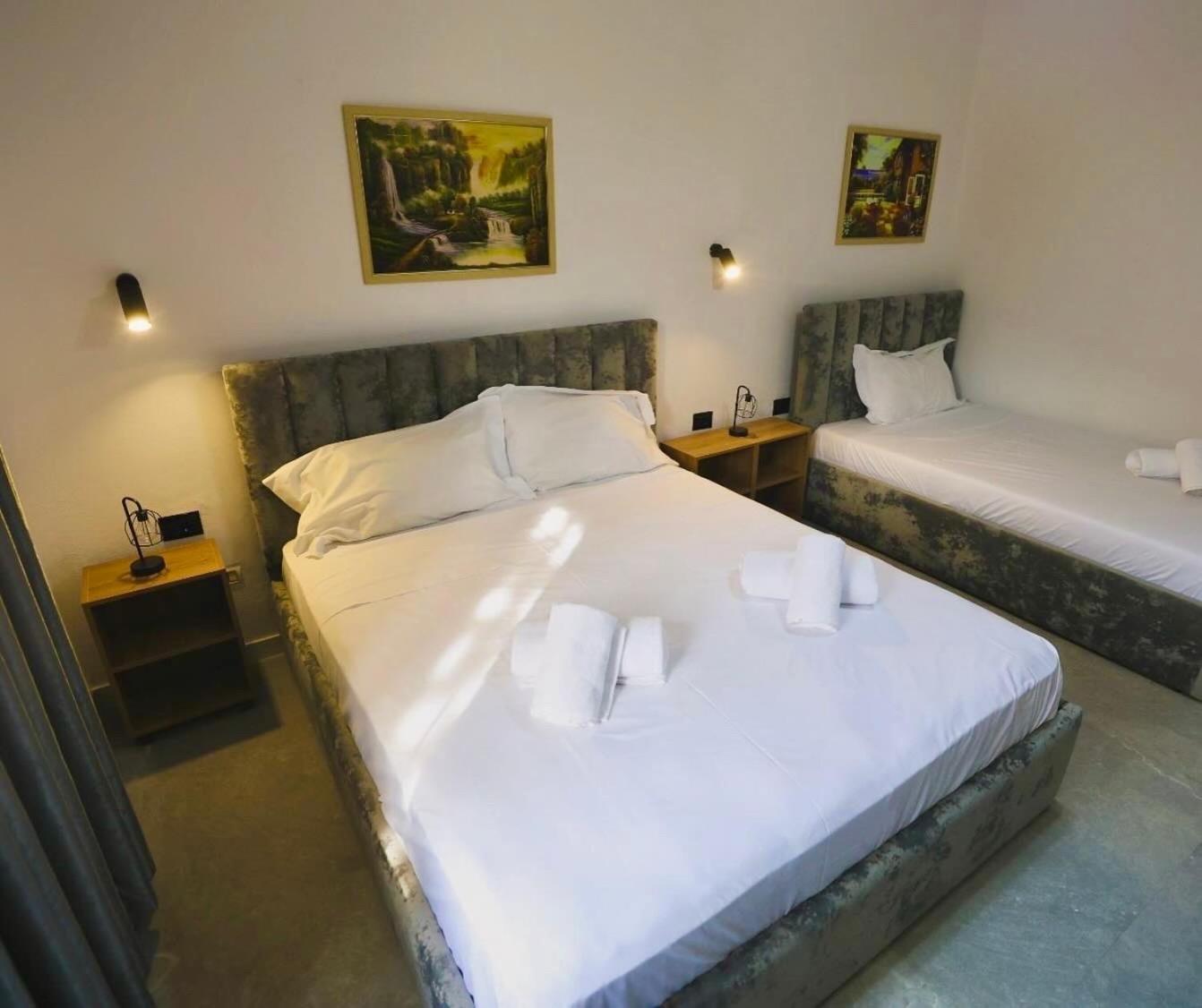 Vila Alizee Hotel Tiranë Eksteriør bilde
