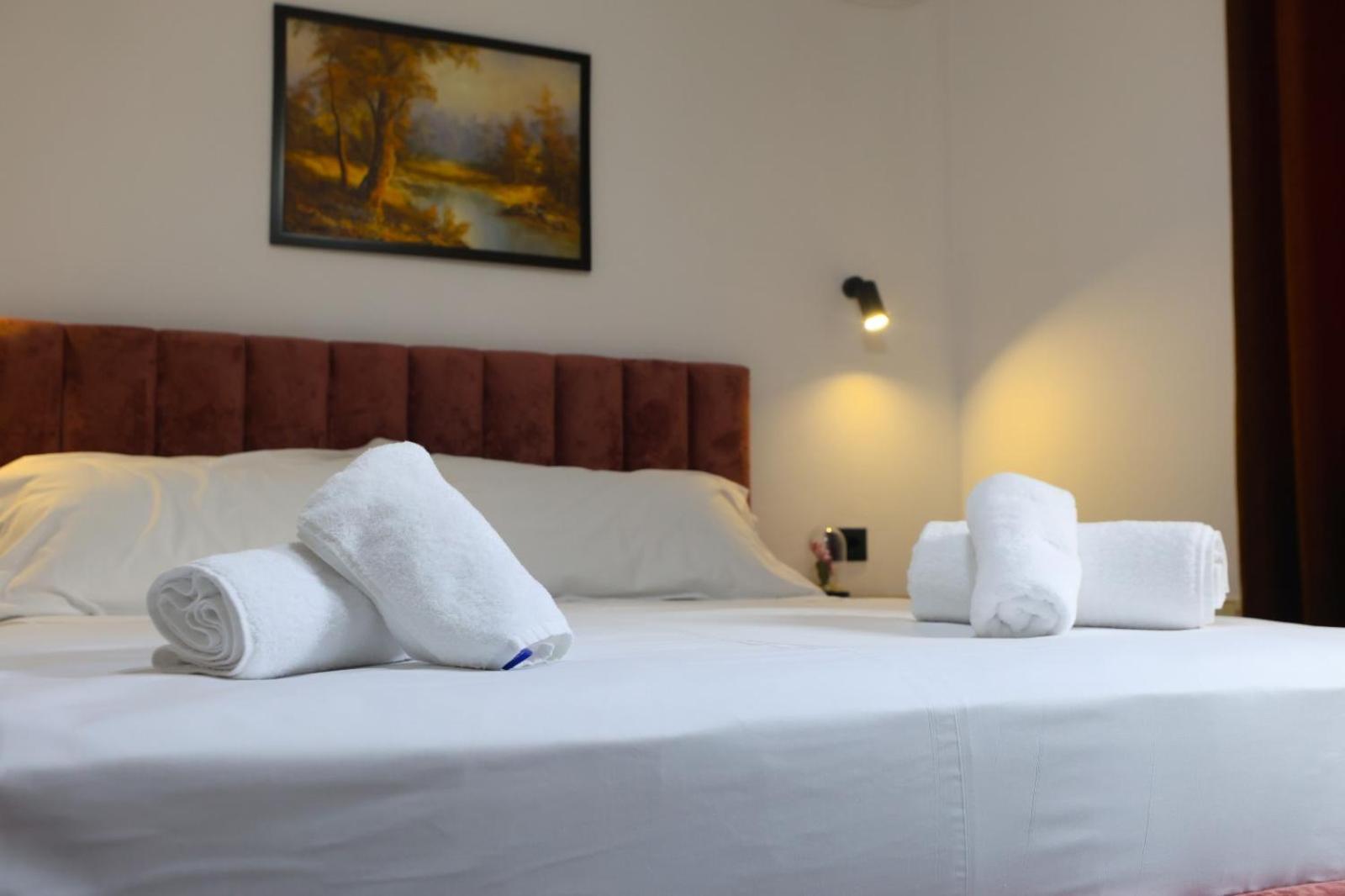 Vila Alizee Hotel Tiranë Eksteriør bilde