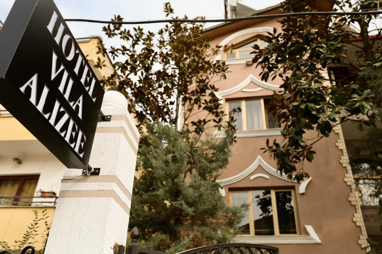 Vila Alizee Hotel Tiranë Eksteriør bilde
