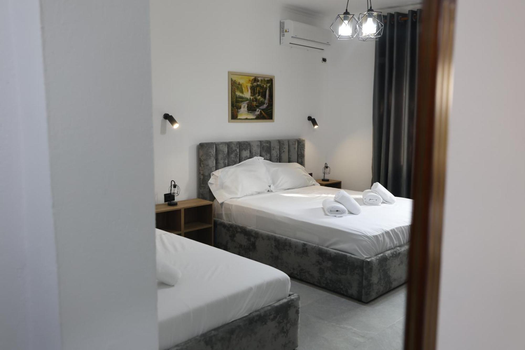Vila Alizee Hotel Tiranë Eksteriør bilde