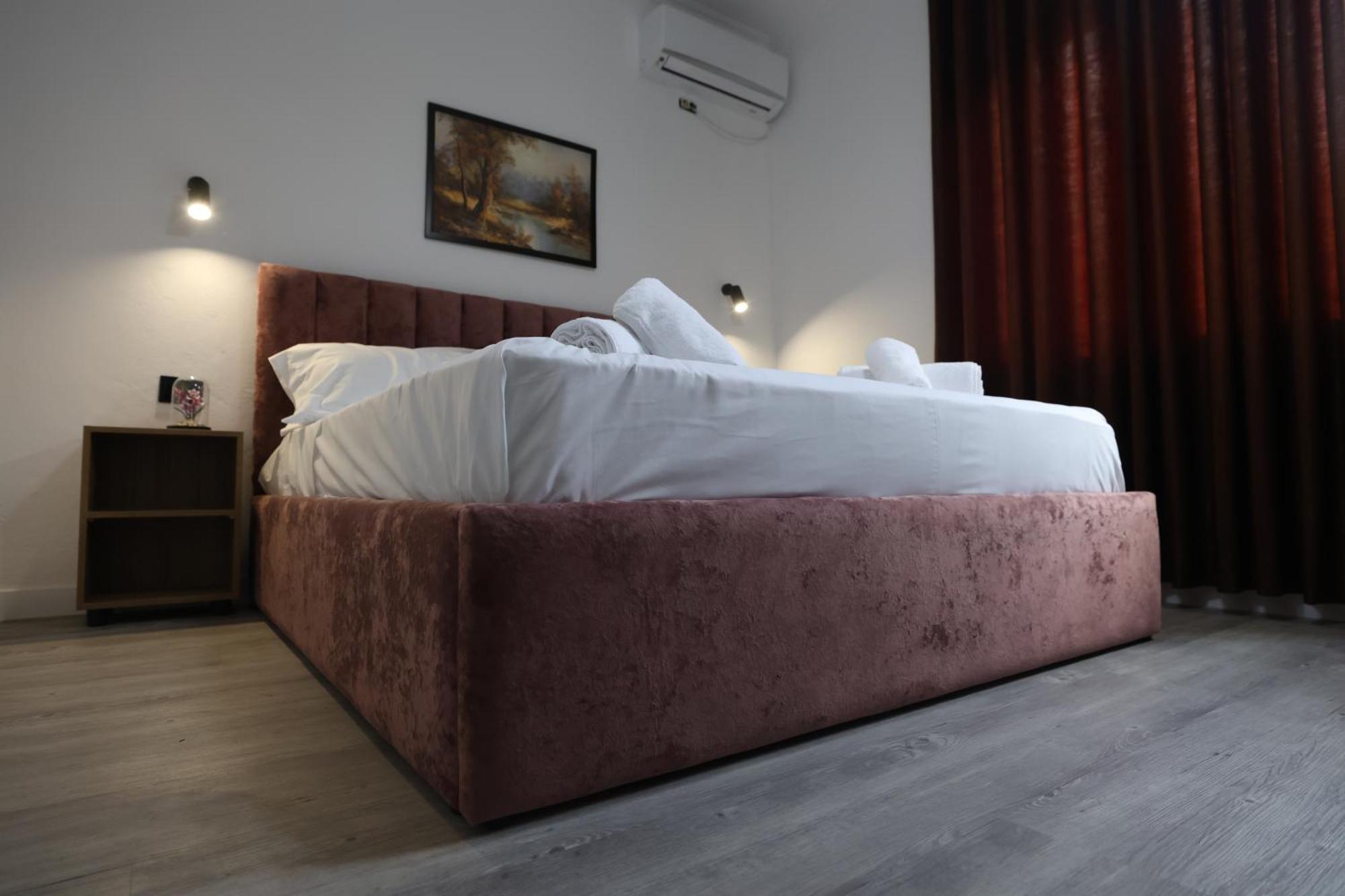 Vila Alizee Hotel Tiranë Eksteriør bilde